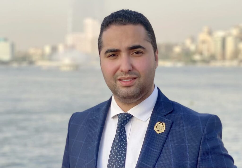 لدكتور محمد محمود مهران، المتخصص في القانون الدولي العام والأمين العام للجنة الدولية للدفاع عن الموارد المائية