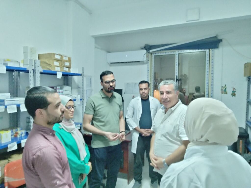 وكيل وزارة الصحة بمطروح علي رأس لجنة لمراجعة الخدمات الطبية بمستشفى التوليد والصحة الانجابية