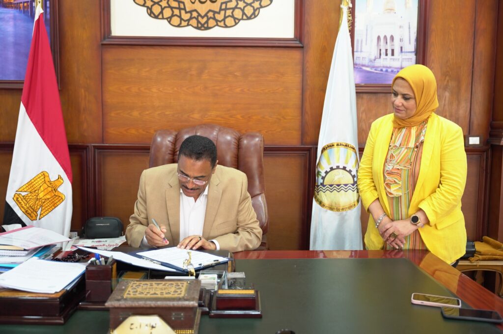 محافظ مطروح خلال اعتماد نتيجة تنسيق المرحلة الثالثة تعليم فنى