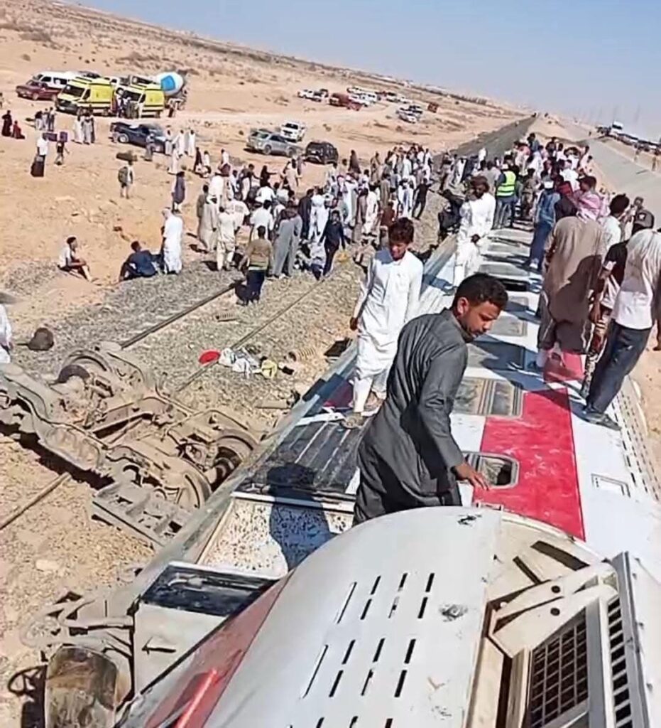 إنقلاب قطار بخط مرسى