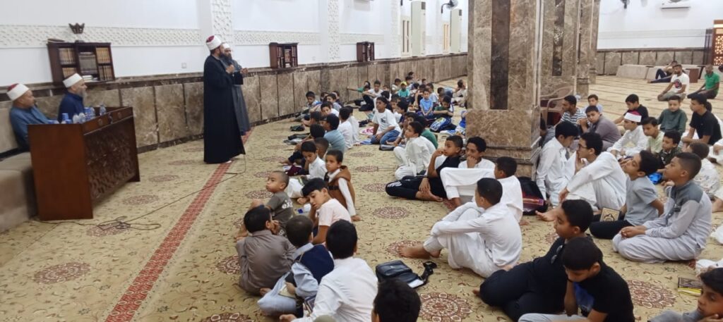 خلال فعاليات احتفال الأوقاف مع الأطفال بمسجد عمرو بن العاص بذكرى مولد الرسول