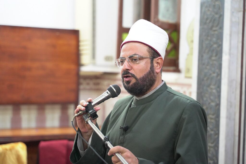 خلال فعاليات احتفالية أوقاف مطروح بمسجد سيدى العوام بذكرى مولد الرسول