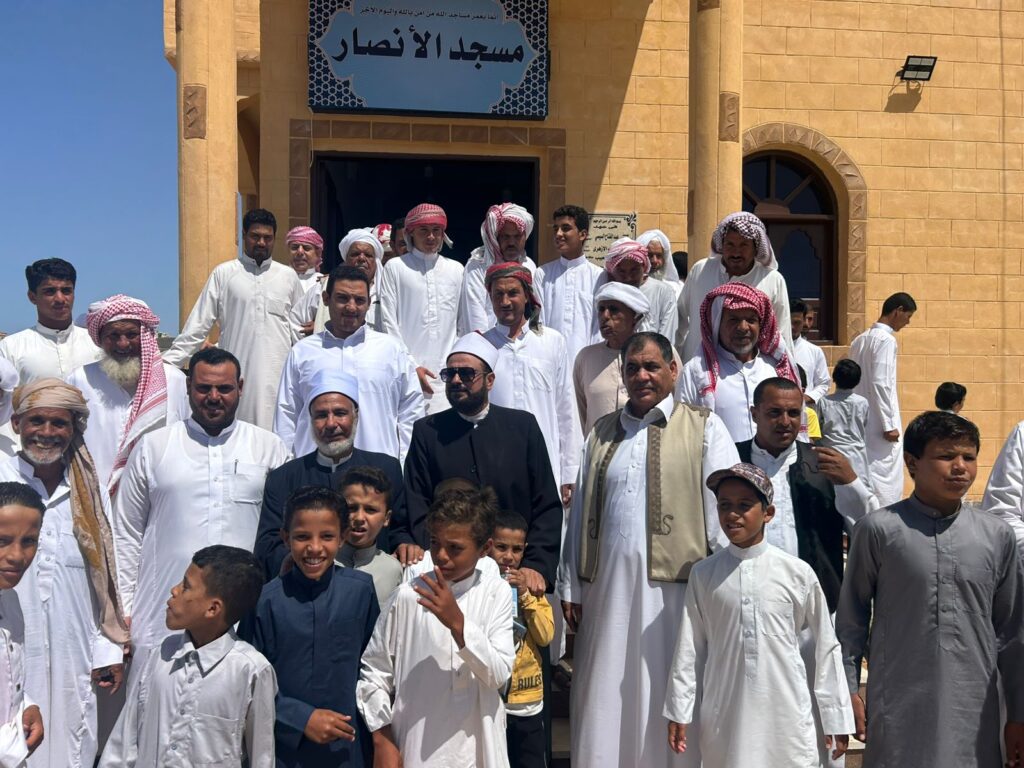 خلال افتتاح وكيل وزارة الأوقاف بمطروح مسجد الأنصار بمدينة سيدى براني بحضور أبناء القبائل