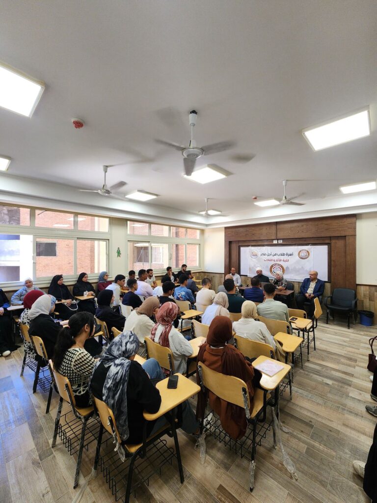 علي هامش فعاليات ندوة جامعة مطروح حول مخاطر التعاطى والأمان للمخدرات