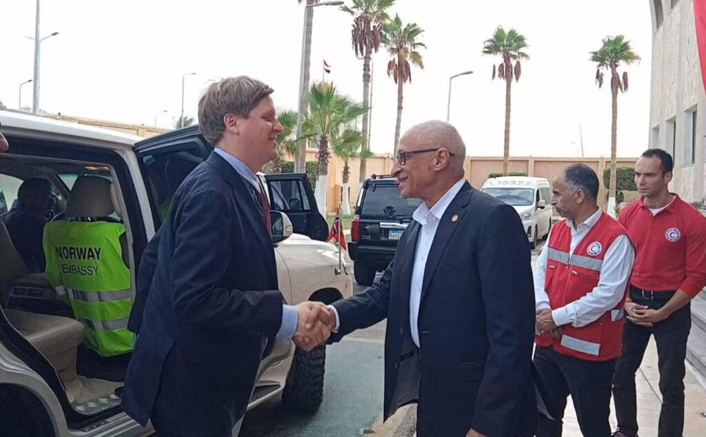 خلال وصول وزير التنمية الدولية النرويجي إلى مدينة العريش