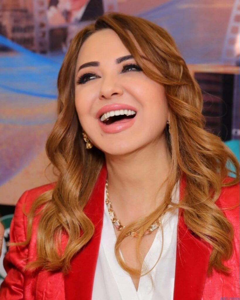 رغم الحداد على عمها.. مادلين طبر تشارك في مهرجان كنوز الإبداع بشرم الشيخ