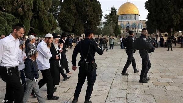 2025-638928445559789985-978