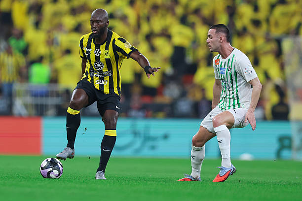 JEDDAH, SAUDI ARABIA - FEBRUARY 1: Danilo Pereira of Al Ittihad controls the ball during the Saudi pro league match between Al Ittihad and Al Najma at Alinma Stadium on February 1, 2026 in Jeddah, Saudi Arabia.  (Photo by Yasser Bakhsh/Getty Images)
